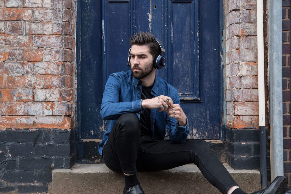 Influencer Marketing Digital Advertising Online Media